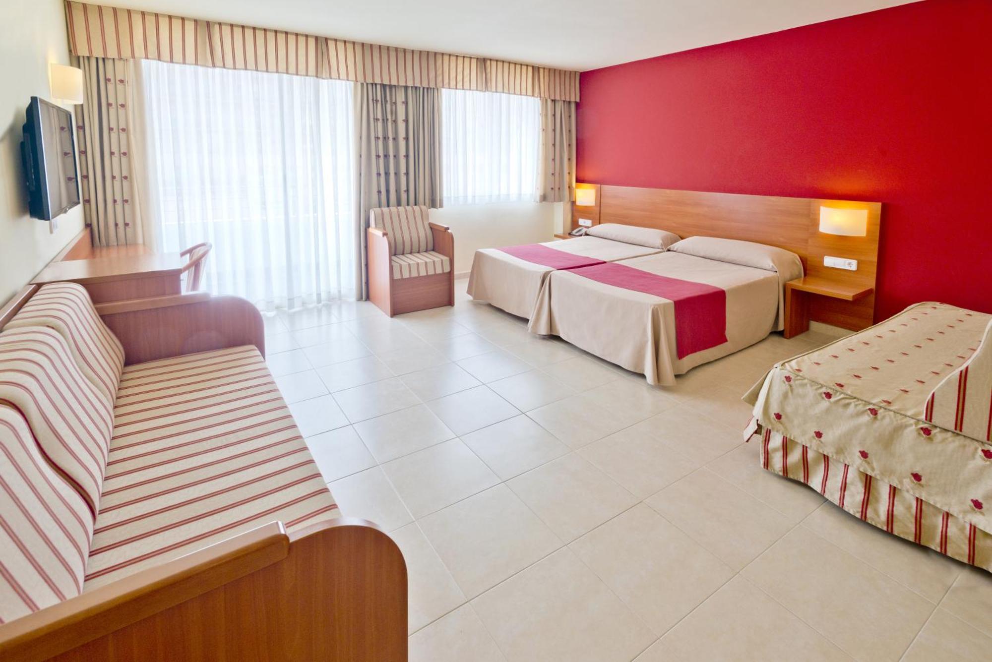 Hotel Montemar Maritim Santa Susanna Ruang foto