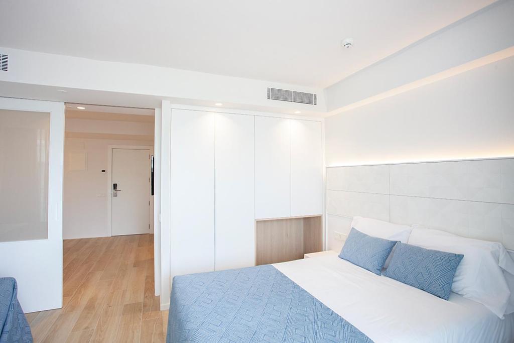 Hotel Montemar Maritim Santa Susanna Bagian luar foto